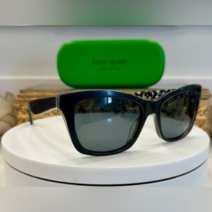 kate spade ♠️ Jenae Polarized Black& Gray Sunglasses, Scratched Lens - w ks case